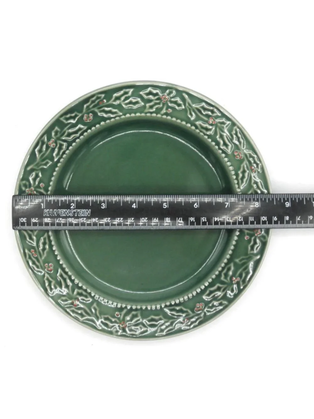 Hampton Forge CHRISTMAS BERRIES Salad Plates Set of 4 Embossed Pattern: HFOCHB